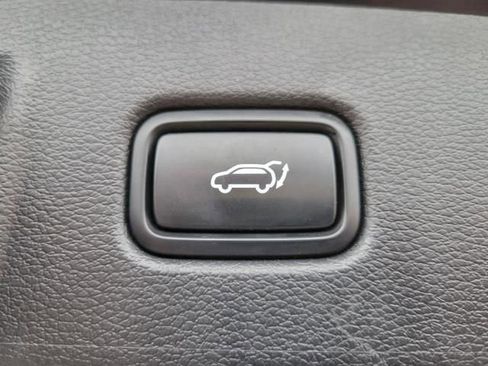 Used 2021 Kia Telluride SX w/ SX Prestige Package image 10