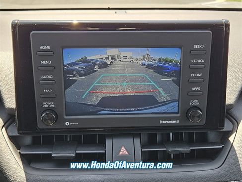 Used 2022 Toyota RAV4 XLE image 18