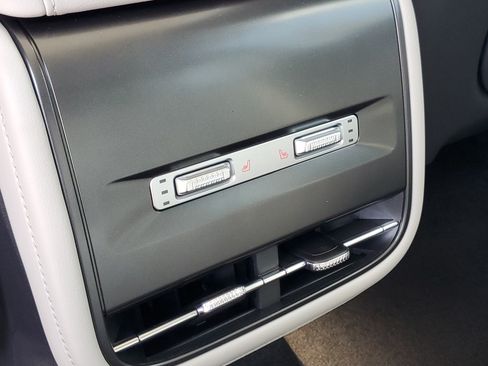 New 2026 Lincoln Nautilus Reserve AWD/4WD image 31