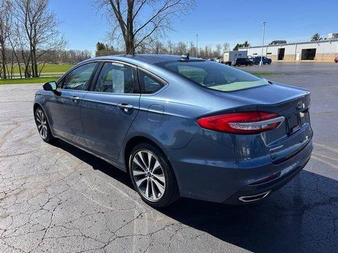 Used 2019 Ford Fusion SE AWD/4WD image 3