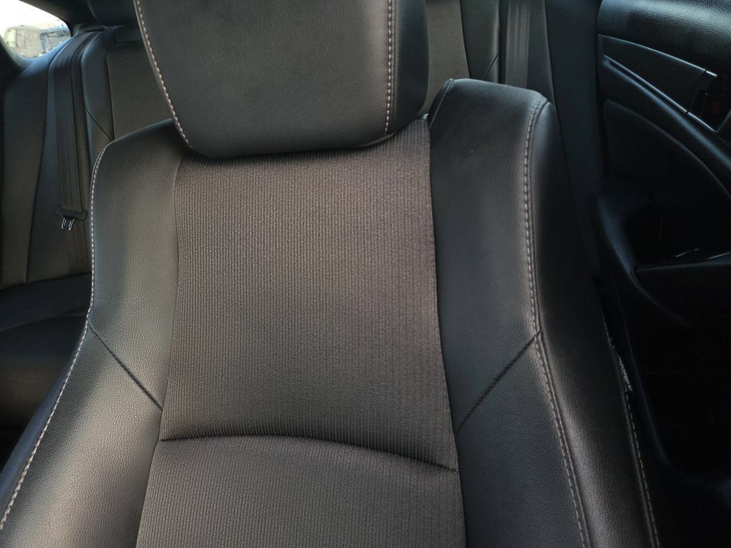 Certified 2022 Honda Accord Sport image 15