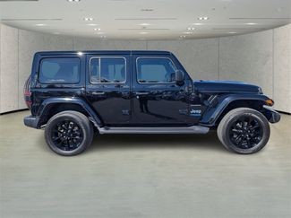 Used 2022 Jeep Wrangler Unlimited Sahara video 2