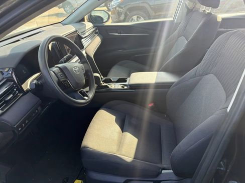 Used 2025 Toyota Camry LE FWD image 2