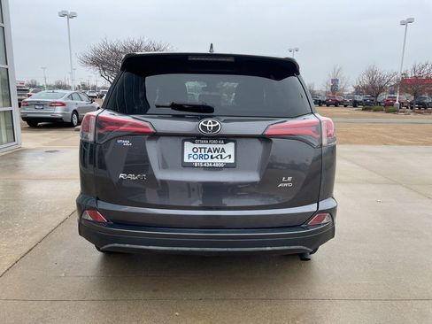 Used 2018 Toyota RAV4 LE w/ All Weather Liner Package image 6