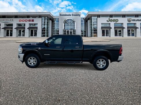 Certified 2022 RAM 3500 Laramie RWD image 5