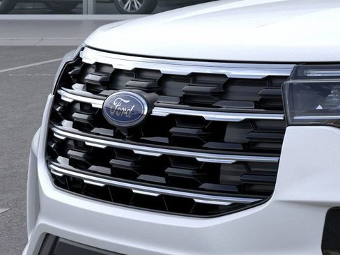 New 2026 Ford Explorer Active w/ Active Comfort Package image 18