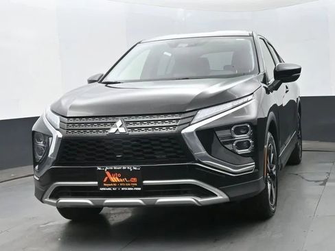 Used 2024 Mitsubishi Eclipse Cross SE AWD/4WD image 1