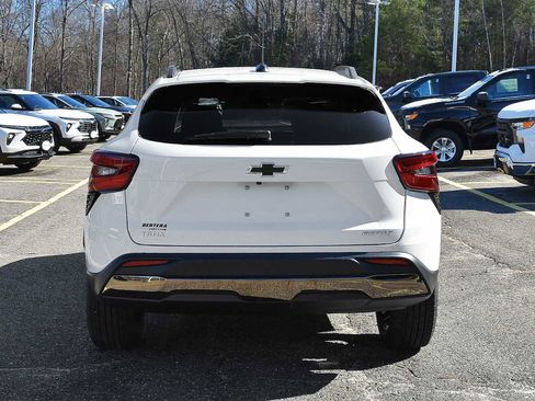 New 2026 Chevrolet Trax ACTIV w/ Sunroof Package image 7