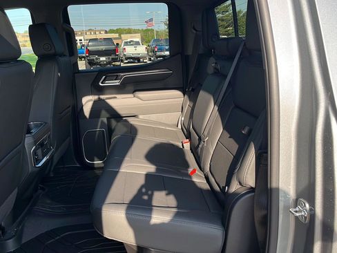 New 2026 Chevrolet Silverado 1500 LTZ w/ LTZ Convenience Package II AWD/4WD image 31