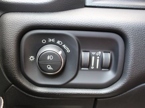 Used 2023 RAM 1500 Laramie AWD/4WD image 17