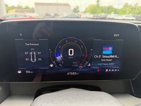 Certified 2025 Chevrolet Traverse LT FWD image 29