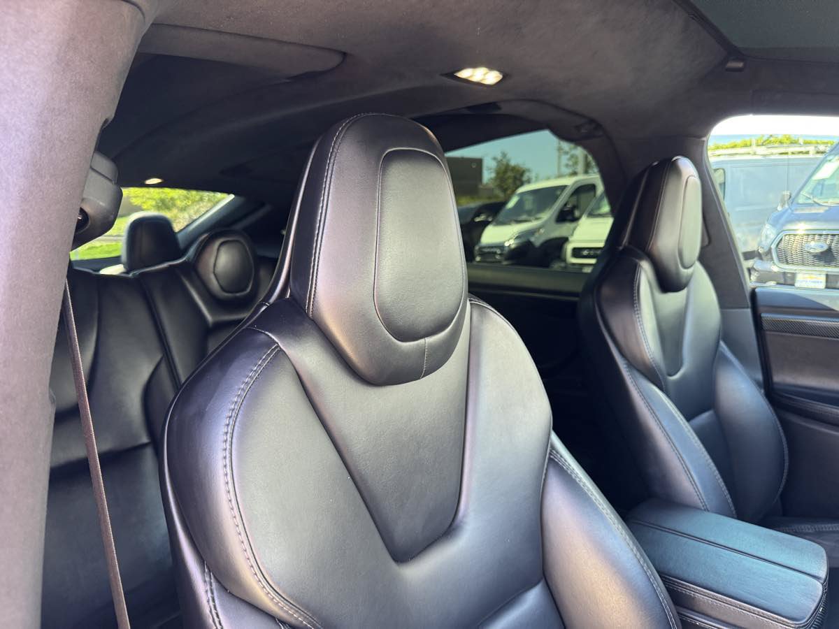Used 2018 Tesla Model X AWD/4WD image 13