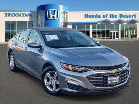 Used 2024 Chevrolet Malibu LT image 1