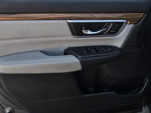 Used 2017 Honda CR-V EX-L image 18