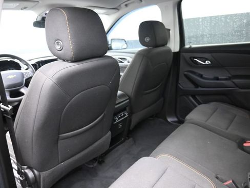 Used 2021 Chevrolet Traverse LS FWD image 25