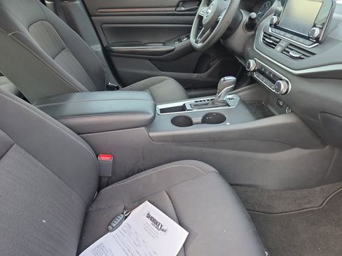 Used 2023 Nissan Altima 2.5 S image 24