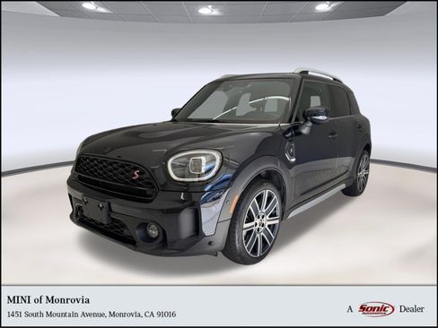 Used 2024 MINI Cooper Countryman S FWD image 1