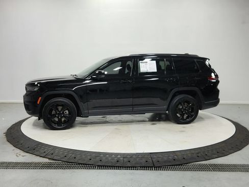 Used 2023 Jeep Grand Cherokee L Laredo AWD/4WD image 5