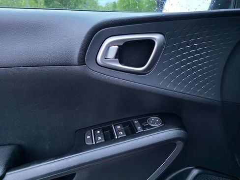 Certified 2021 Kia Soul S FWD image 24
