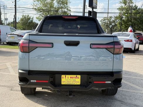 Used 2023 Hyundai Santa Cruz SEL w/ Activity Package image 2