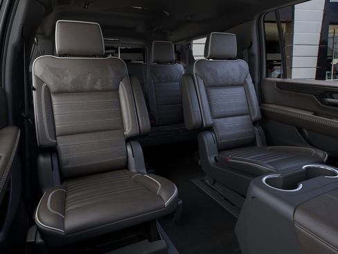 New 2026 GMC Yukon XL Denali Ultimate image 17