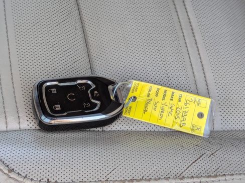 Used 2015 GMC Yukon XL Denali w/ Touring Package image 37