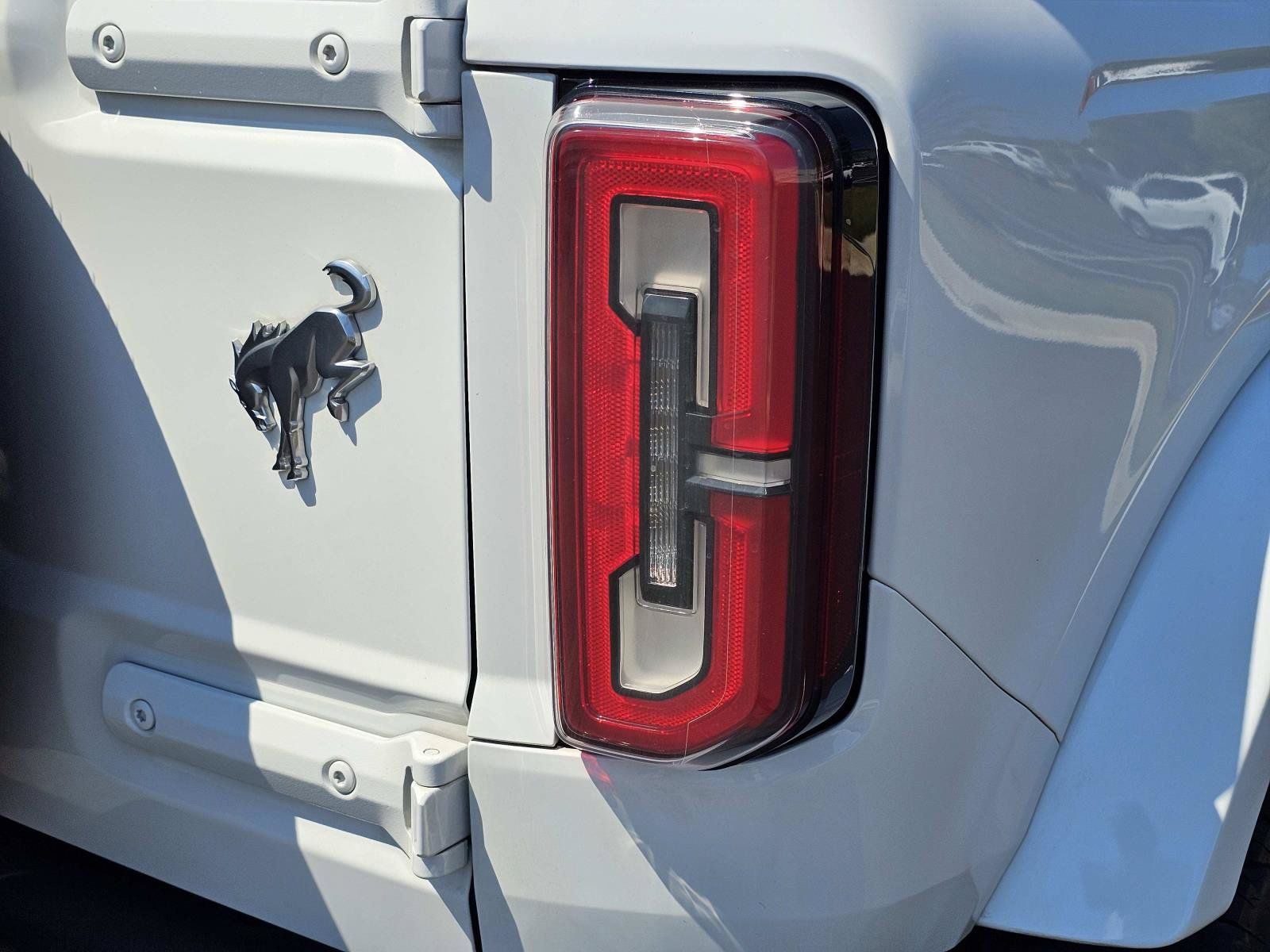 Used 2021 Ford Bronco Outer Banks AWD/4WD image 11