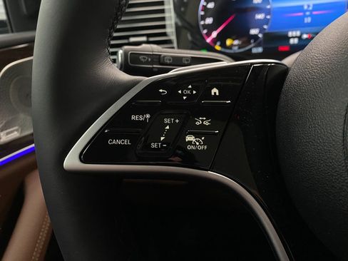 New 2026 Mercedes-Benz GLS 450 4MATIC image 14