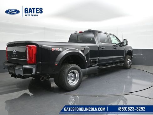 Used 2025 Ford F350 XL w/ XL Driver Assist Package image 2