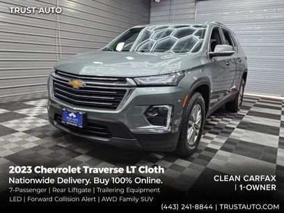 Used 2023 Chevrolet Traverse LT
