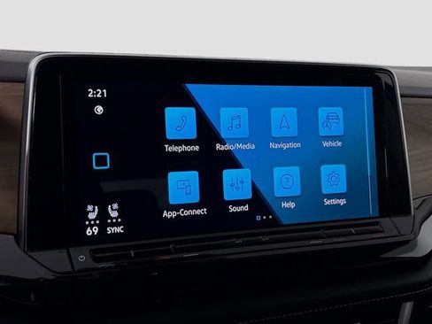 Used 2024 Volkswagen Atlas SE image 16