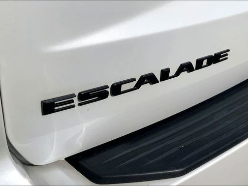 Used 2022 Cadillac Escalade Sport w/ Touring Package image 30