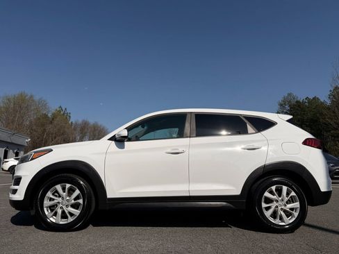 Used 2019 Hyundai Tucson SE image 2