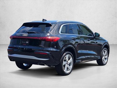 Used 2025 Audi Q5 Premium Plus AWD/4WD image 5