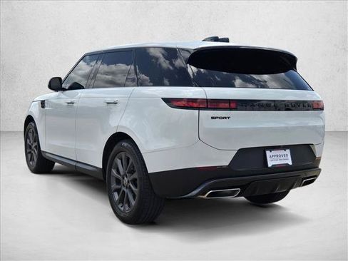 Used 2025 Land Rover Range Rover Sport SE AWD/4WD image 8