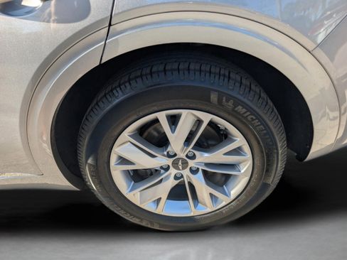 Used 2022 Genesis GV70 2.5T image 17