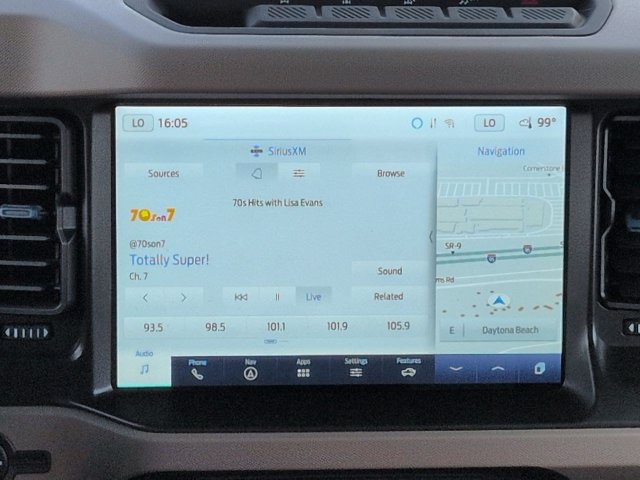 Certified 2022 Ford Bronco Wildtrak AWD/4WD image 17