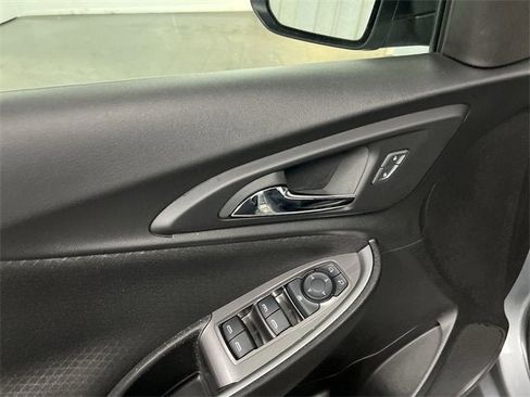 Certified 2024 Chevrolet Malibu LT image 22