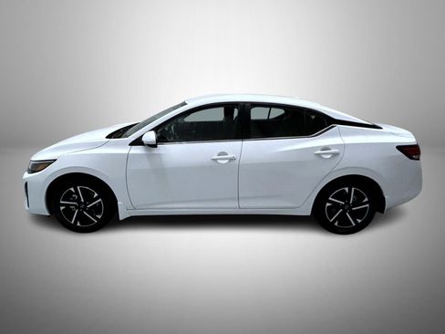 Certified 2025 Nissan Sentra SV w/ All-Weather Package image 8