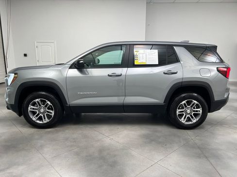 Used 2026 GMC Terrain Elevation FWD image 4