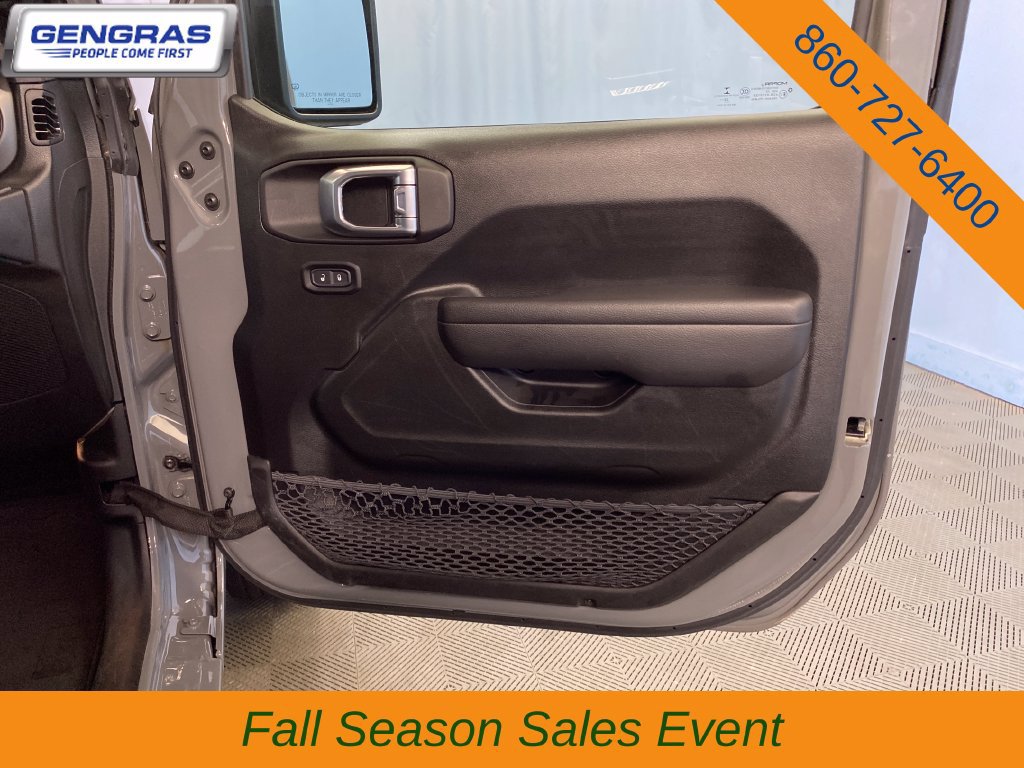 Used 2023 Jeep Wrangler Unlimited Sport AWD/4WD image 43
