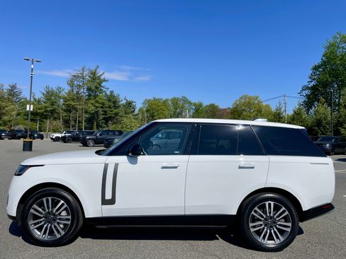 Used 2023 Land Rover Range Rover SE AWD/4WD image 8