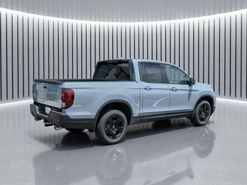 New 2026 Honda Ridgeline Black Edition image 5