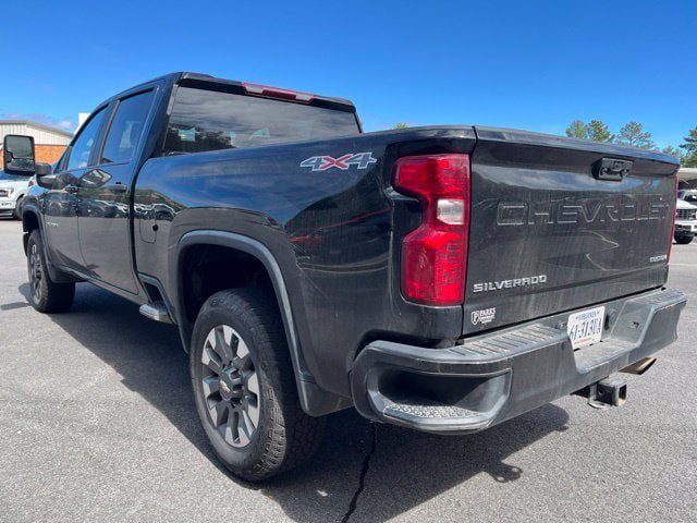 Used 2024 Chevrolet Silverado 2500 Custom w/ Custom Convenience Package AWD/4WD image 2