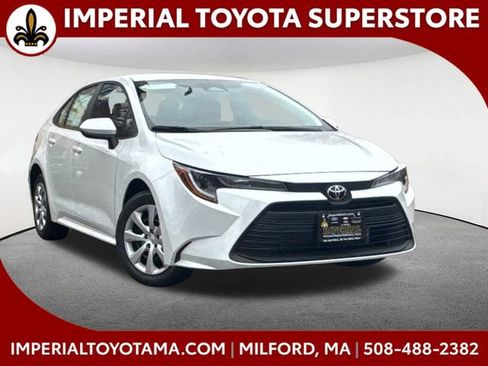 New 2026 Toyota Corolla LE image 1