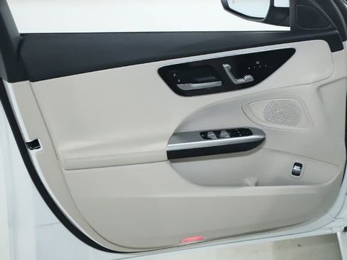 Used 2023 Mercedes-Benz C 300 4MATIC Sedan image 21