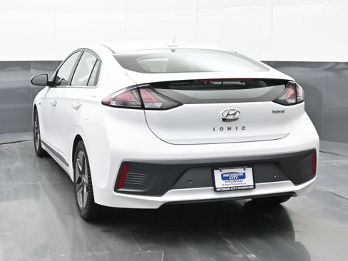 Used 2020 Hyundai Ioniq Limited image 7