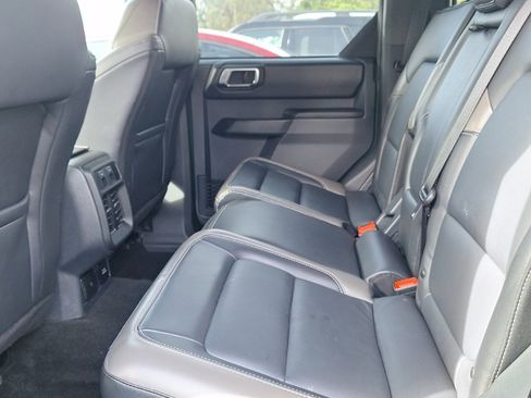Used 2025 Ford Bronco Outer Banks image 15