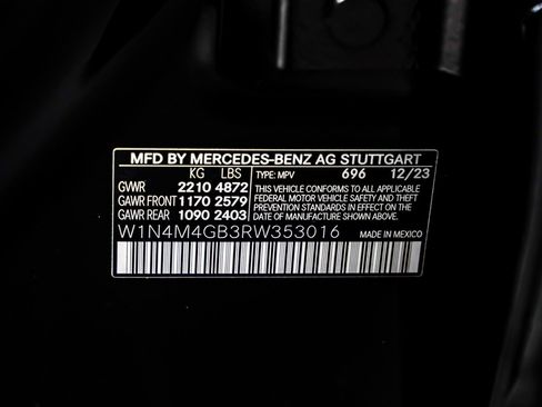 Used 2024 Mercedes-Benz GLB 250 image 23