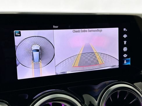 Certified 2023 Mercedes-Benz GLB 250 image 13